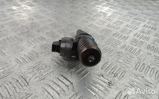 Форсунка дизельная volkswagen passat B6 (JDN26AL03