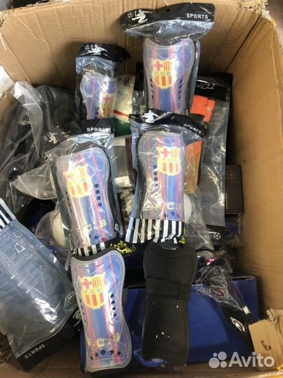 Футбольные щитки