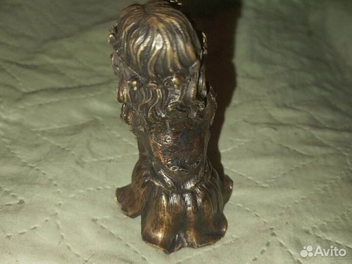 Девочка и бабочка, бронза