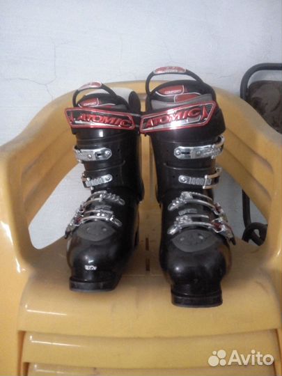 Продам Горнолыжные ботинки Atomic 27 размер