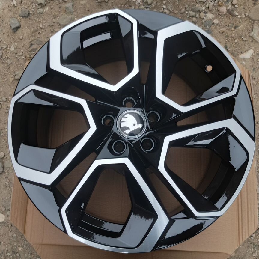 Литые диски Skoda 7.5×R17 5×100