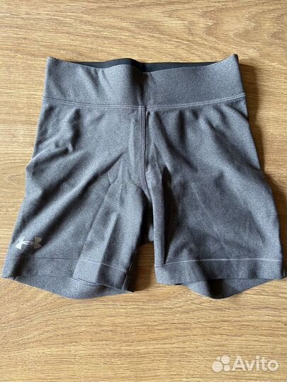 Шорты спортивные женские Under Armour