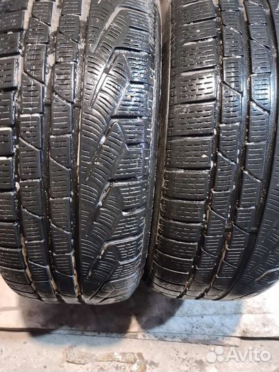 Pirelli Winter Sottozero 225/50 R17