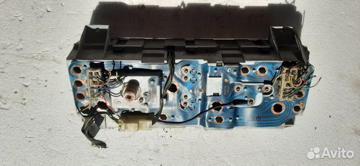 Панель приборов nissan