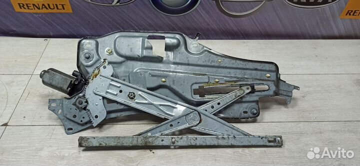 Стеклоподъемник перед Renault laguna 1 Лев