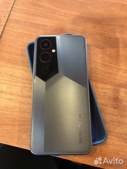 Телефон Tecno pova 4 pro