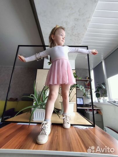 Костюм для гимнастики юбка и купальник