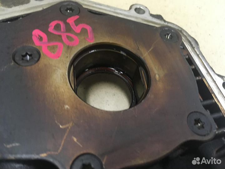 Насос масляный C-MAX 2003-2011