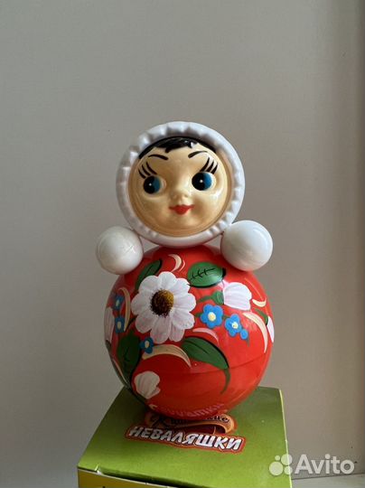 Игрушка неваляшка