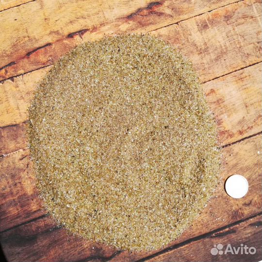 Стеклянный песок