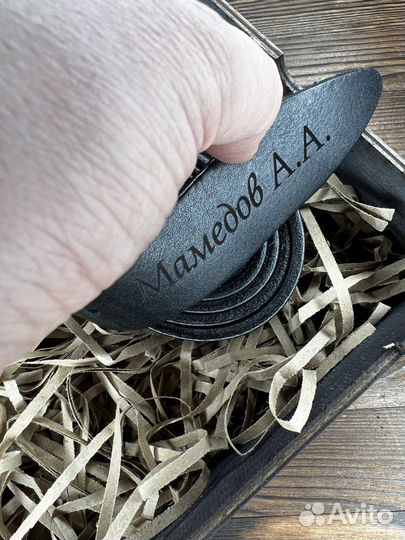 Ремень из натуральной кожи с гравировкой