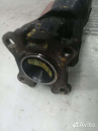 Карданный вал задний Toyota Hiace LH107G 3L 1990