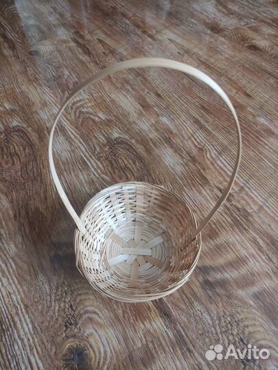 Корзины плетёные