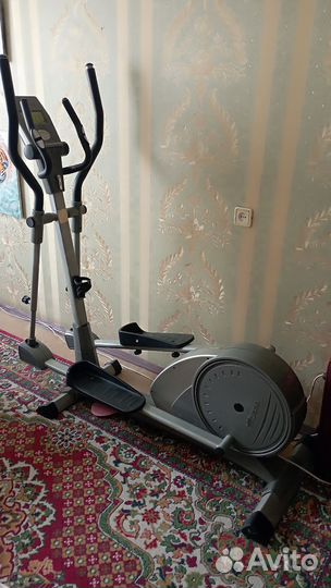 Эллиптический тренажер torneo