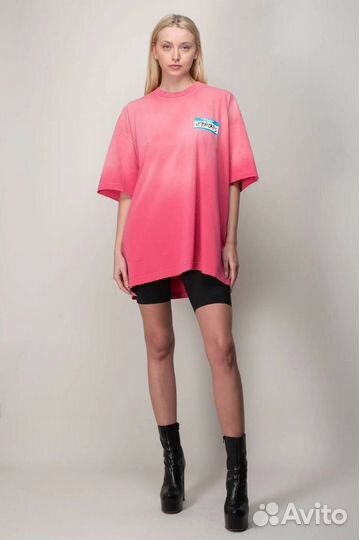 Футболка vetements