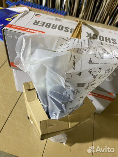 Амортизатор Spectra передний левый/правый Fenox