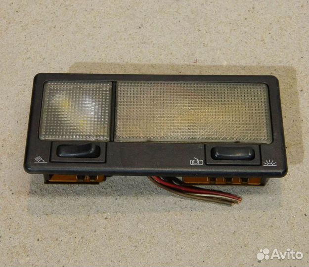 Плафон салона VW Passat B3