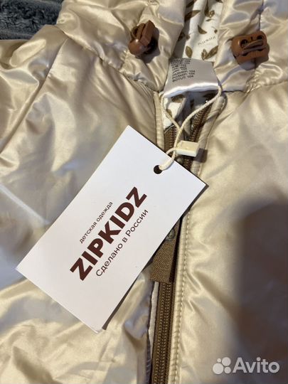 Зимний комбинезон для девочки