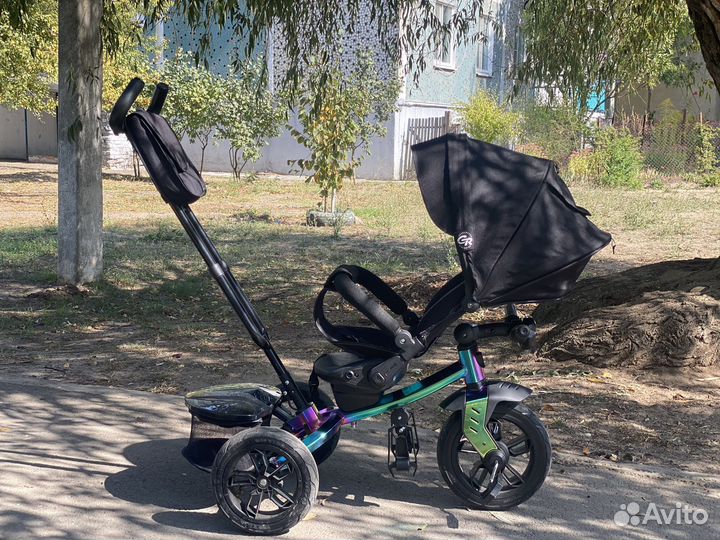 Трехколесный велосипед