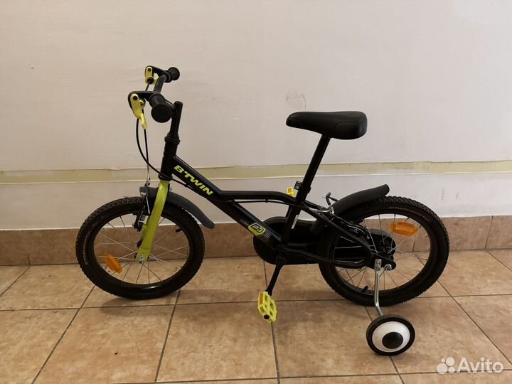 Велосипед детский 4 колесный