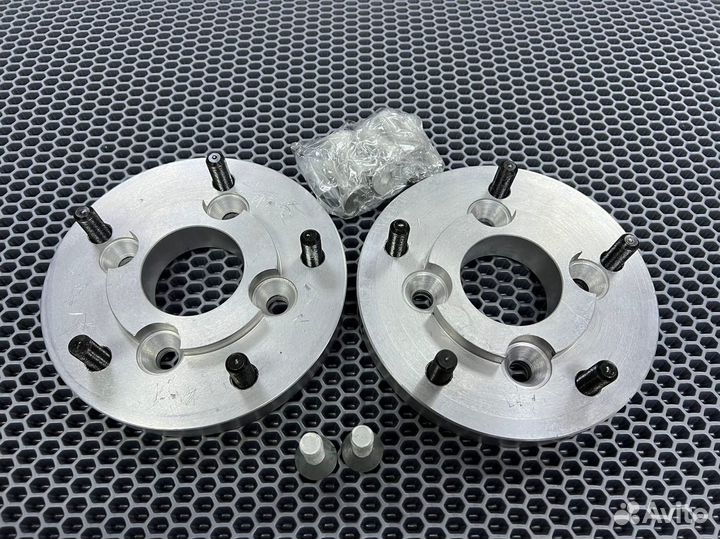 Проставки переходные 4х98-5х139.7 20мм прицеп