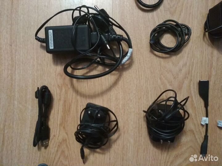 Сетевые зарядные устройства, адаптеры и кабели