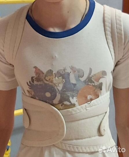 Корсет для спины / корректор осанки