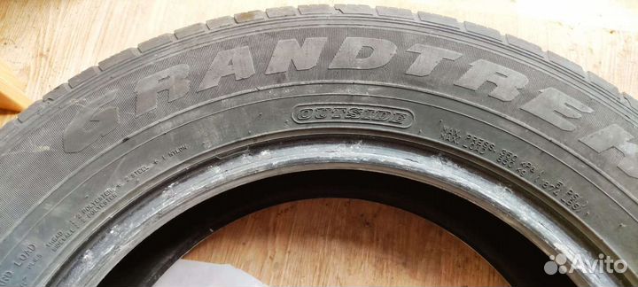Dunlop Grandtrek ST30 225/65 R17 102H