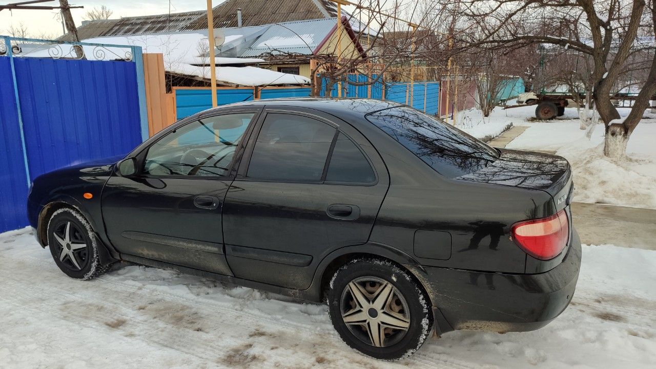 Nissan Almera: фото владельца