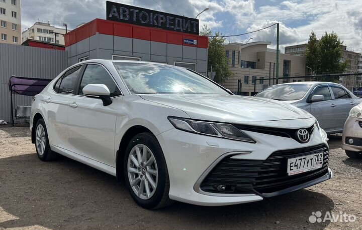 Toyota Camry 2.5 AT, 2021, 105 000 км
