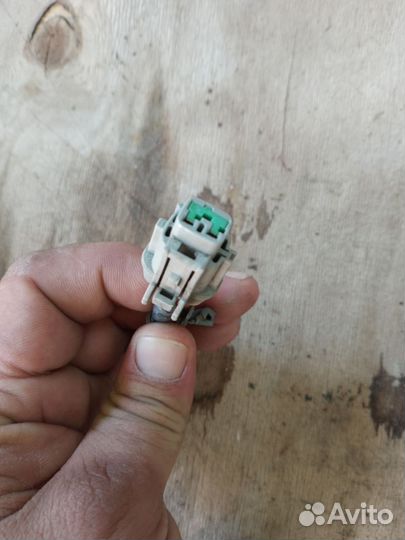 Датчик ABS Nissan Bluebird sylphy QG10