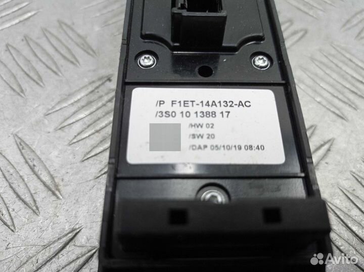 Кнопка стеклоподъемника Ford Escape 3 F1ET14A132AC