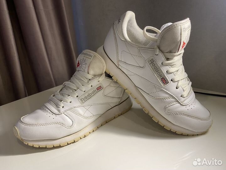 Кроссовки reebok classic женские 37