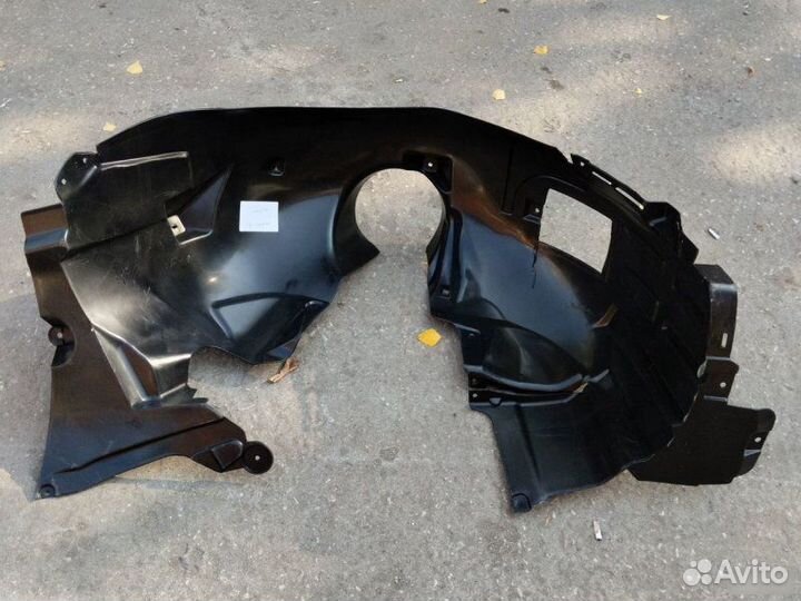 Подкрылок Mercedes A W176 2012-2015