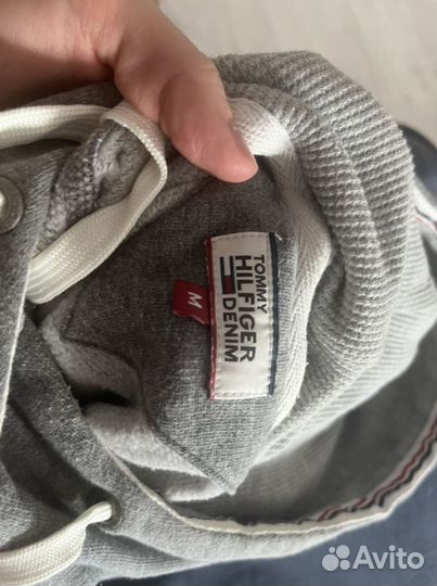 Tommy hilfiger худи