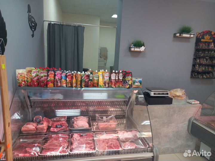 Мясной магазин, чистыми 200к