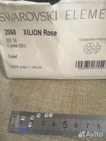 Стразы сваровски