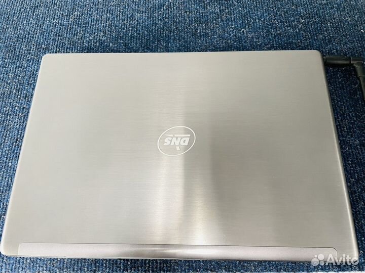 Ультрабук DNS Legenda