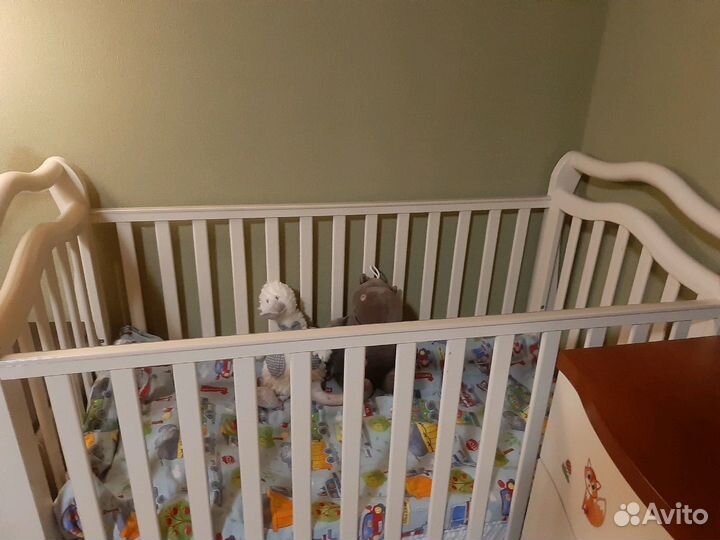 Кроватка Giovanni Magico (с маятником)