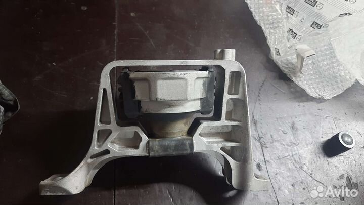 Гидровлическая подушка мазда 3 1.6