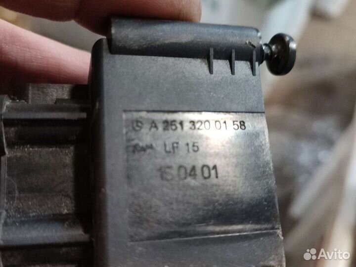 А2513200158 клапана MercedesR-Class.w212