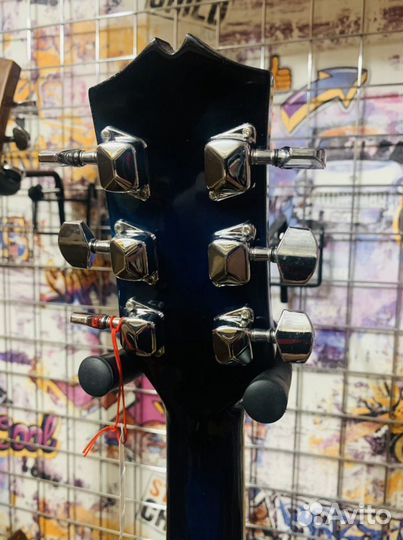 Акустическая гитара + аксессуар