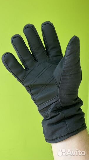 Горнолыжные перчатки