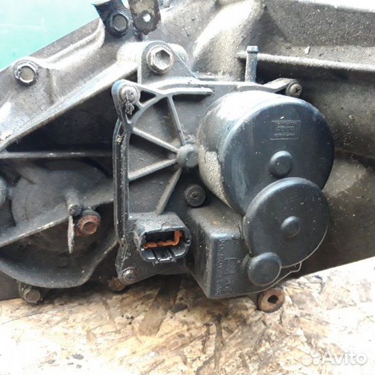 Раздатка Nissan Navara D40 3.0 V9X 2009-2014