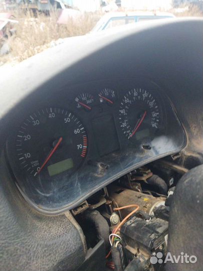 Джетта Приборная панель Volkswagen jetta 4