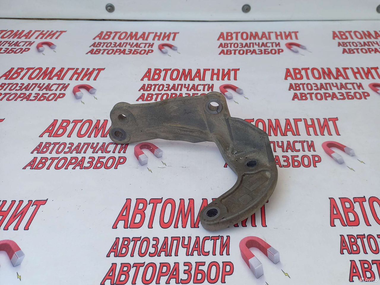 Кронштейн коробки передач МКПП Рено Дастер 2