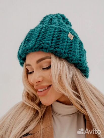 Шапка женская вязаная ручная работа