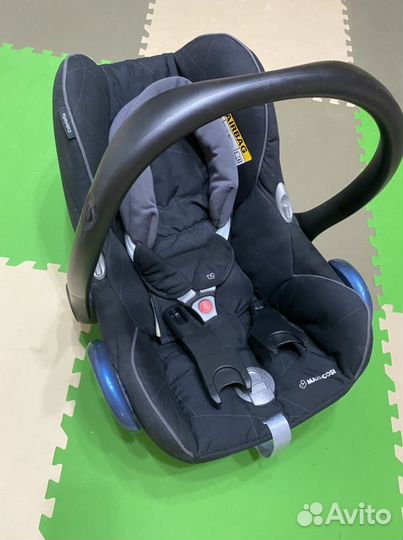Автокресло - переноска Maxi-Cosi CabrioFix 0+