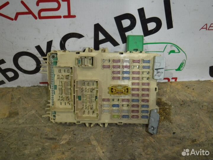 Блок предохранителей салонный Кia Rio 3 2011-2017