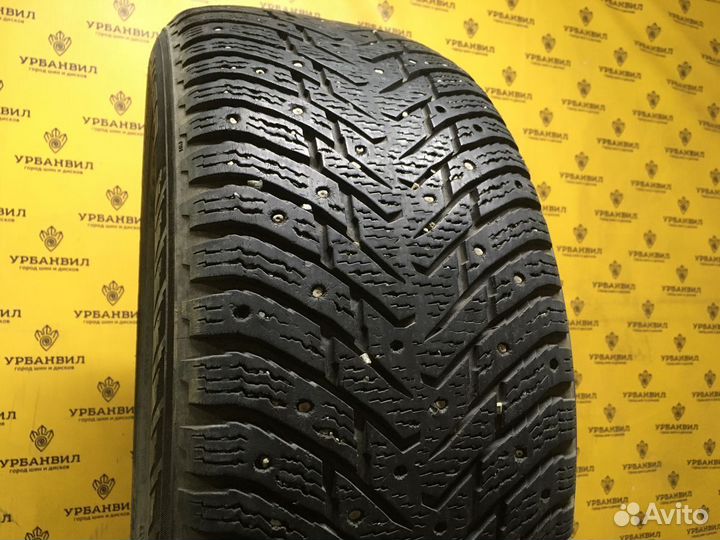 Nokian Tyres Hakkapeliitta 8 235/55 R17